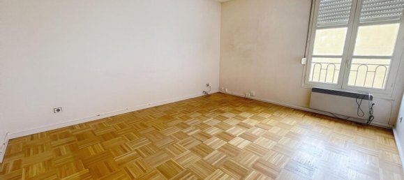 Квартира с 2 спальнями в Лион, Франция № 341482 3