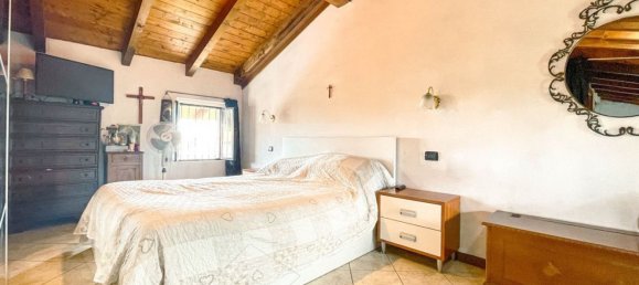 8 غرف نوم منزل في Momo, Italy رقم 377467 3