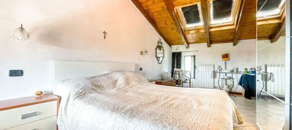 8 غرف نوم منزل في Momo, Italy رقم 377467 12