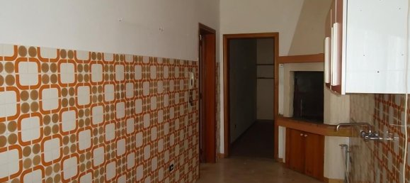 Дом с 6 комнатами в Matino, Италия № 224871 9