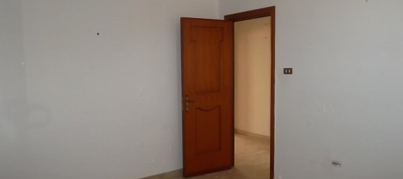 Дом с 6 комнатами в Matino, Италия № 224871 14