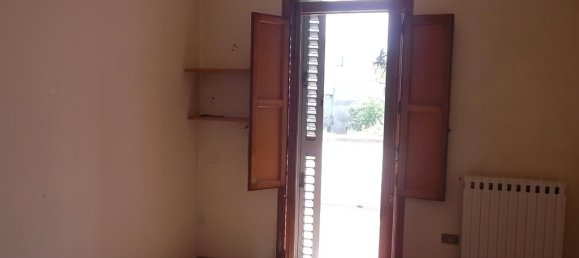 Дом с 6 комнатами в Matino, Италия № 224871 13