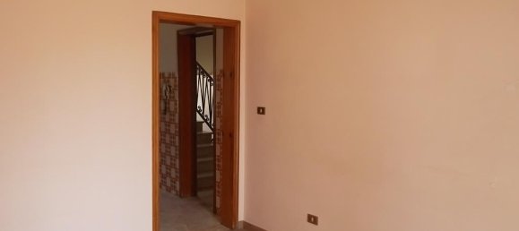 Дом с 6 комнатами в Matino, Италия № 224871 12