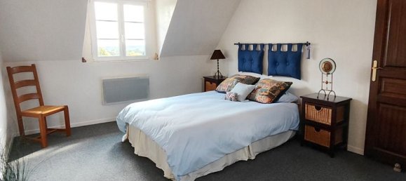 Замки и поместья с 5 спальнями в Карантуар, Франция № 331858 17