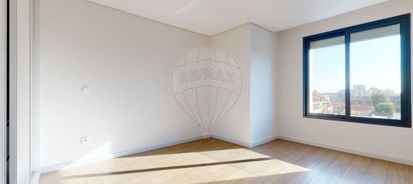 3 bedrooms Apartment in Porto, Portugal No. 105710 68