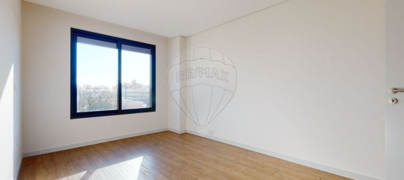 3 bedrooms Apartment in Porto, Portugal No. 105710 82