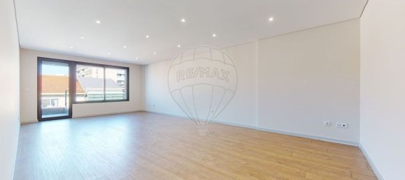 3 bedrooms Apartment in Porto, Portugal No. 105710 52