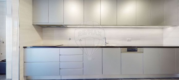 3 bedrooms Apartment in Porto, Portugal No. 105710 29