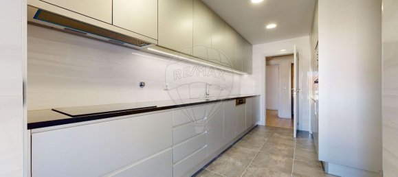 3 bedrooms Apartment in Porto, Portugal No. 105710 36