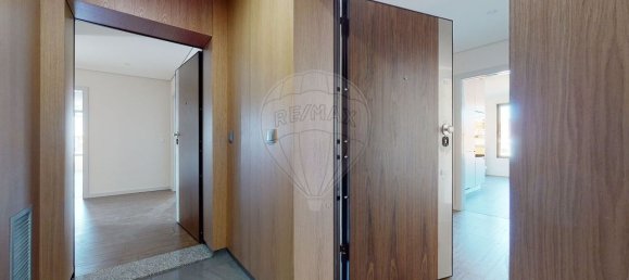 3 bedrooms Apartment in Porto, Portugal No. 105710 16