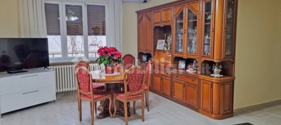 Villa de 2 dormitorios en Vergiate, Italy No. 89636 3