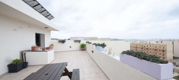 Ático de 3 dormitorios en Saint Paul's Bay, Malta No. 2385 9