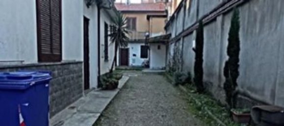 3 rooms Apartment in Vigevano, Italy No. 285288 2