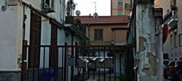 3 rooms Apartment in Vigevano, Italy No. 285288 4