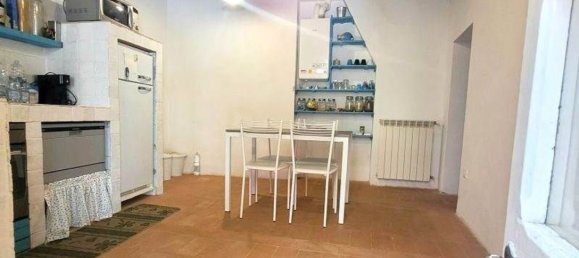 3-salle Appartement à Gavorrano, Italy No. 39657 5