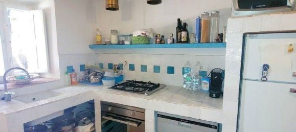 3-salle Appartement à Gavorrano, Italy No. 39657 9