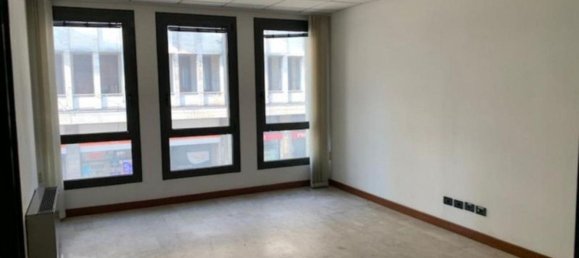 Escritório em Padua, Italy 911 m² N.º 376286 8