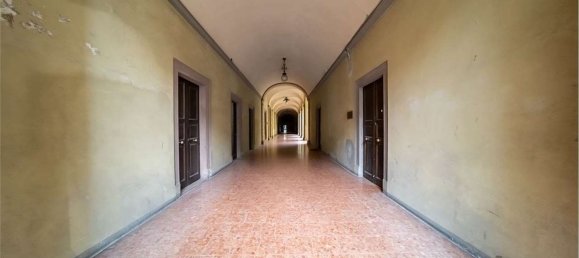 14-Zimmer Wohnung in Parma, Italy, Nr. 280172 4