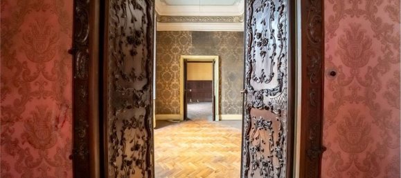 14-Zimmer Wohnung in Parma, Italy, Nr. 280172 10