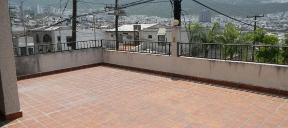 Дом с 3 спальнями в Салинас Виктория, Мексика № 167750 2