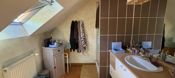 4 bedrooms House in Chateauroux, France No. 349921 6