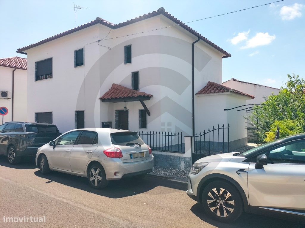 4 bedrooms House in Entroncamento, Portugal No. 236613