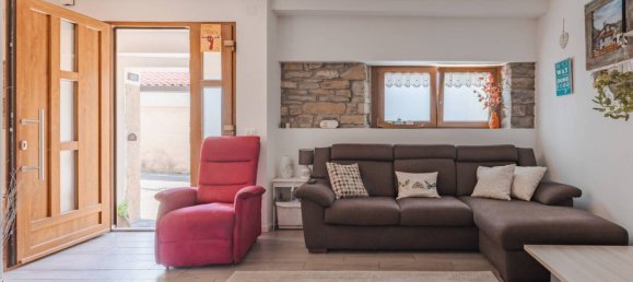 Casa de 3 dormitorios en Trieste, Italy No. 272707 3