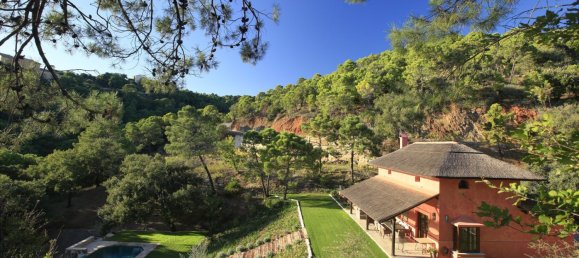 3 bedrooms House in Malaga, Spain No. 139881 2