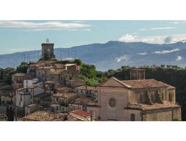 Здание с 5 спальнями в Мендичино, Италия № 253499