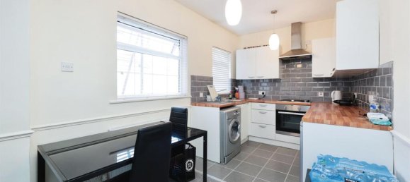 1 bedroom Apartment in Watford, United Kingdom No. 6839 8