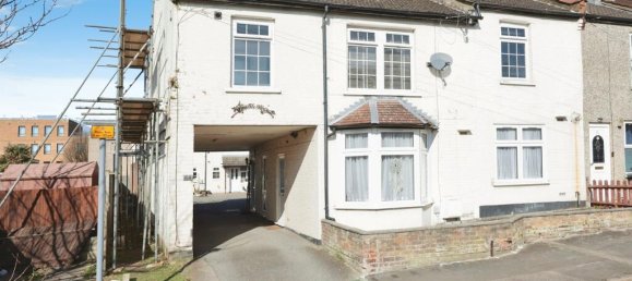 1 bedroom Apartment in Watford, United Kingdom No. 6839 27