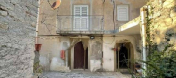 4 rooms Apartment in Librizzi, Italy No. 40921 5