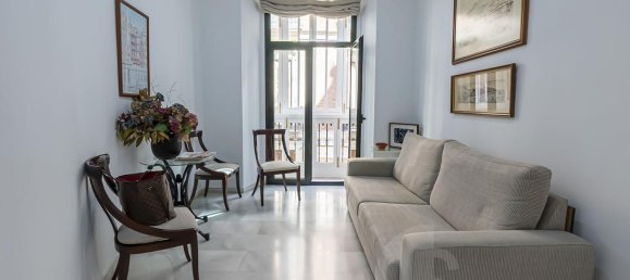 Apartamento de 4 dormitorios en Málaga, Spain No. 107881 8