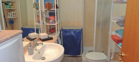 3 Schlafzimmer Wohnung in Udine, Italy, Nr. 376347 11
