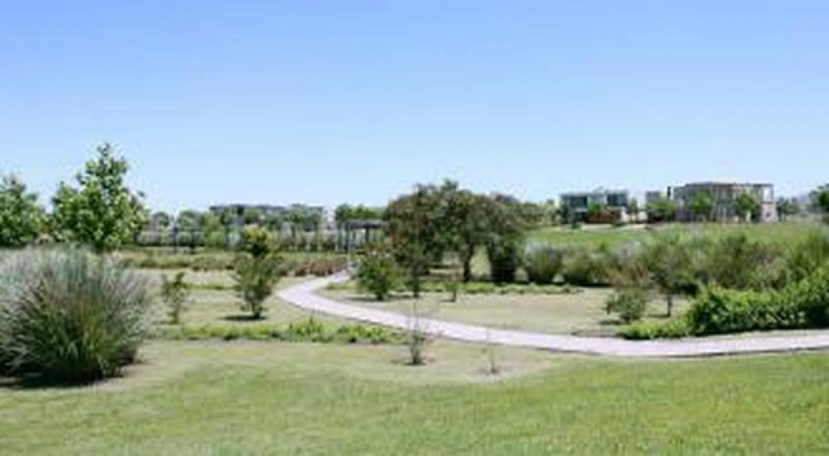  Land in Tigre, Argentina No. 111343
