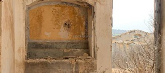 5 rooms House in Vittoria, Italy No. 232038 20