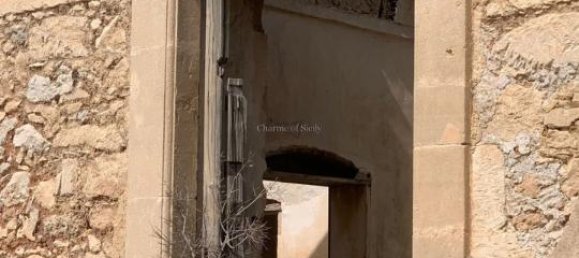 5 rooms House in Vittoria, Italy No. 232038 50