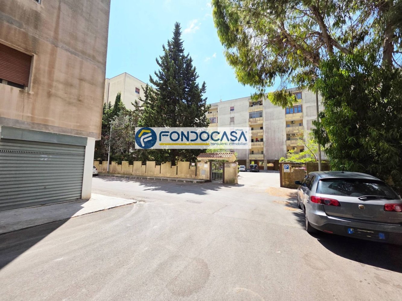 5 rooms Apartment in Brindisi, Italy No. 277860