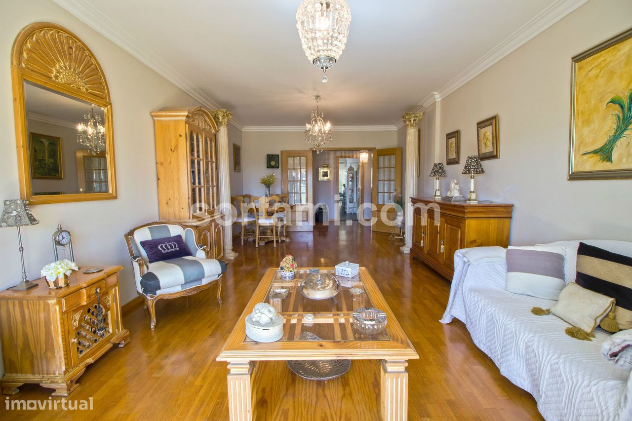 Квартира с 4 спальнями в Фару, Португалия № 90028