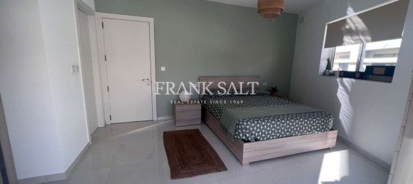 Apartamento de 4 dormitorios en Saint Paul's Bay, Malta No. 7461 8