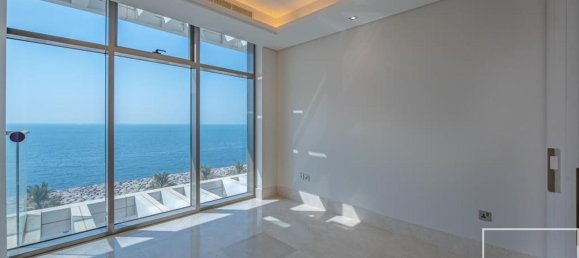 Квартира с 2 спальнями в Пальма Джумейра, ОАЭ № 112179 4