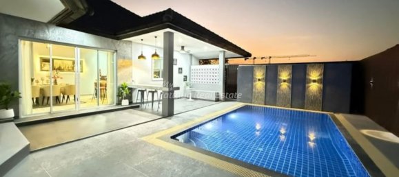 Casa de 4 dormitorios en Pattaya, Thailand No. 57822 9