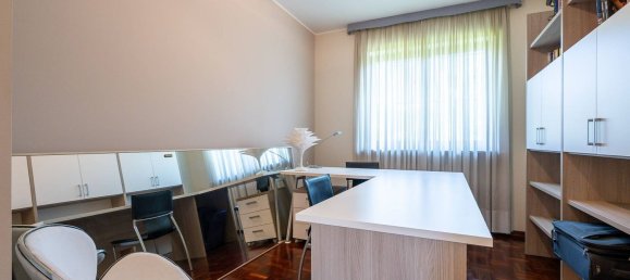 7 bedrooms Villa in Rivalta di Torino, Italy No. 333113 23