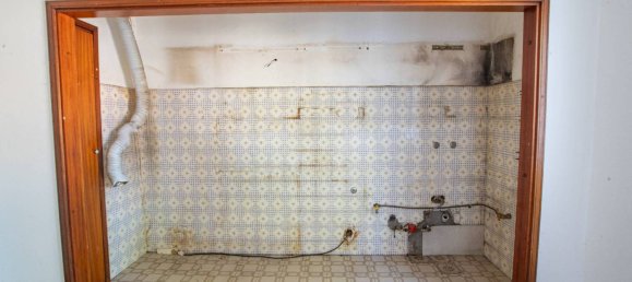 Квартира с 3 спальнями в Имола, Италия № 340723 3