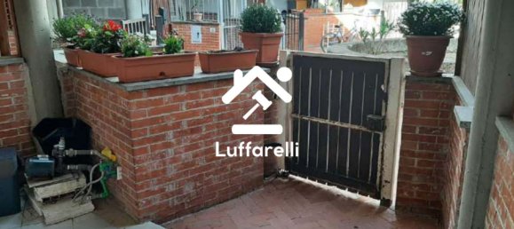 Квартира с 6 комнатами в Анцио, Италия № 198088 3