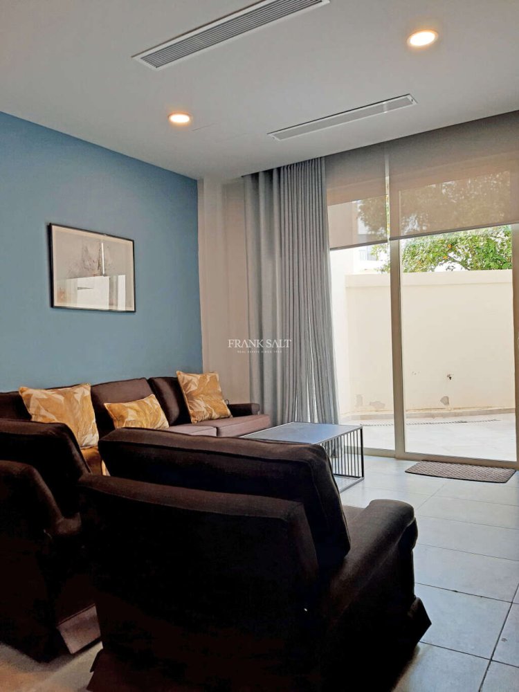 3 bedrooms Maisonette in Saint Julian's, Malta No. 10478