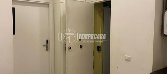 2 bedrooms Apartment in Naples, Italy No. 98862 16