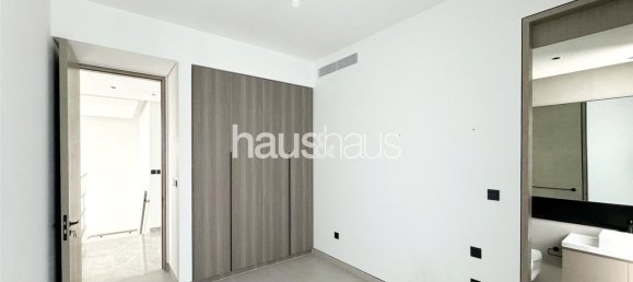 5 bedrooms Villa in Tilal Al Ghaf, UAE No. 99924 8