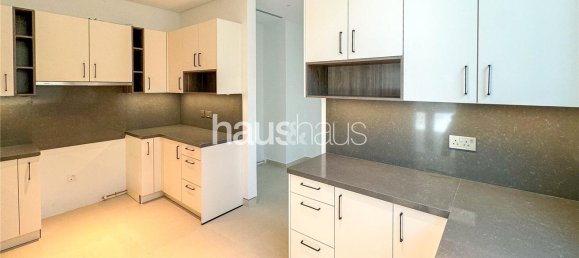 5 bedrooms Villa in Tilal Al Ghaf, UAE No. 99924 2