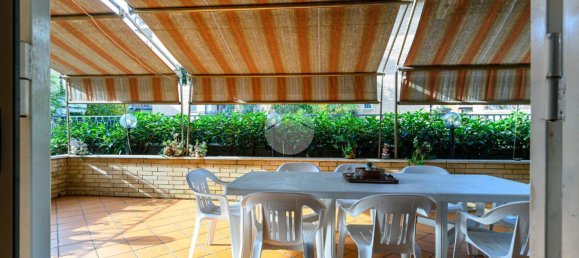 3-salle Appartement à Rome, Italy No. 238167 5